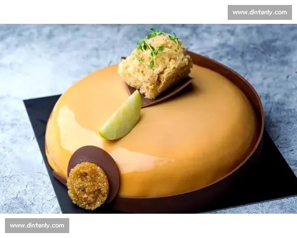 上海国际西点大赛精彩纷呈 展示创意烘焙艺术与技艺风采 上海国际西点大赛精彩纷呈 展示创意烘焙艺术与技艺风采